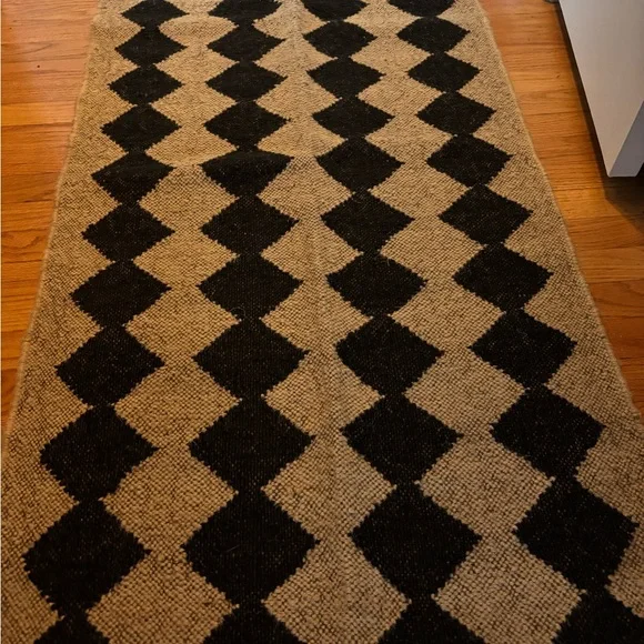 Geometric Black and Cream Runner Rug